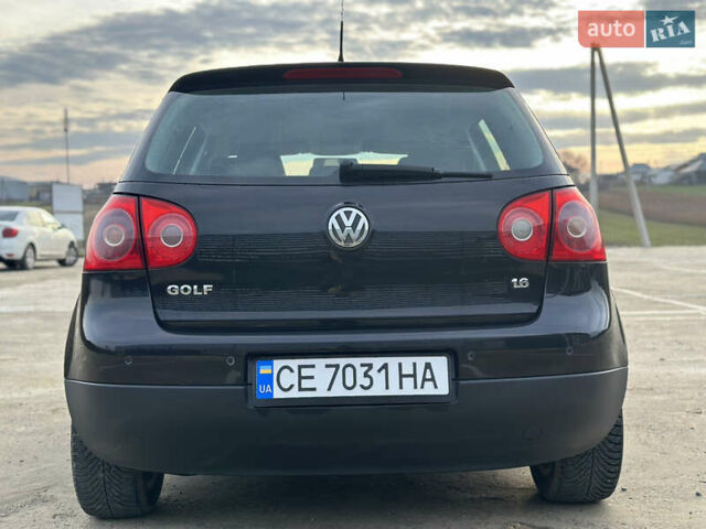 Черный Фольксваген Гольф, объемом двигателя 1.6 л и пробегом 227 тыс. км за 6299 $, фото 14 на Automoto.ua