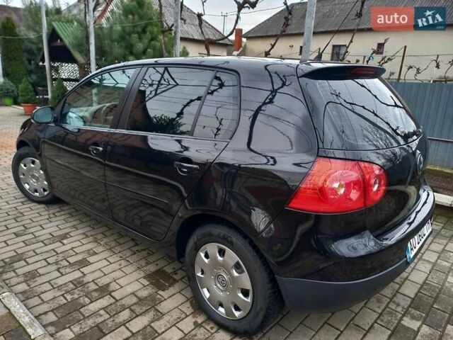 Черный Фольксваген Гольф, объемом двигателя 1.4 л и пробегом 207 тыс. км за 5700 $, фото 11 на Automoto.ua