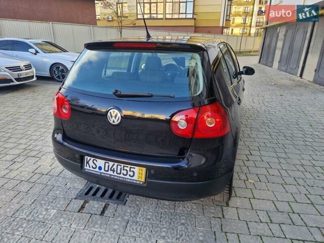 Черный Фольксваген Гольф, объемом двигателя 1.6 л и пробегом 255 тыс. км за 5950 $, фото 13 на Automoto.ua