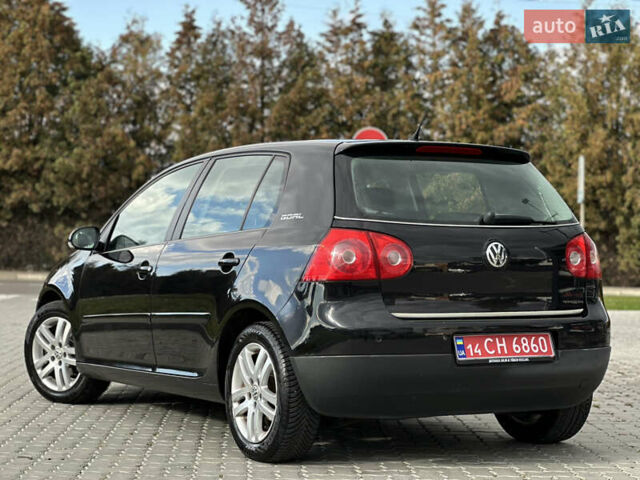 Черный Фольксваген Гольф, объемом двигателя 1.4 л и пробегом 191 тыс. км за 5500 $, фото 56 на Automoto.ua