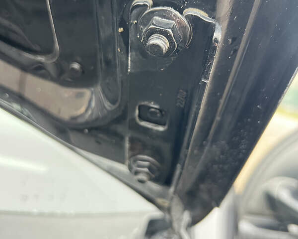 Черный Фольксваген Гольф, объемом двигателя 1.6 л и пробегом 245 тыс. км за 5700 $, фото 10 на Automoto.ua