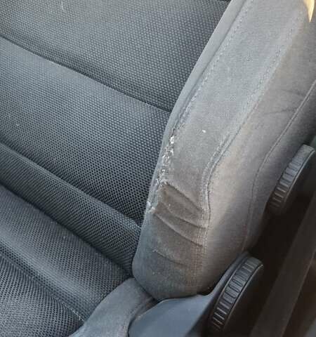 Черный Фольксваген Гольф, объемом двигателя 1.4 л и пробегом 227 тыс. км за 6600 $, фото 17 на Automoto.ua