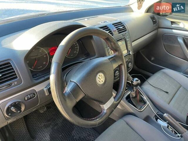 Черный Фольксваген Гольф, объемом двигателя 1.9 л и пробегом 250 тыс. км за 5300 $, фото 8 на Automoto.ua