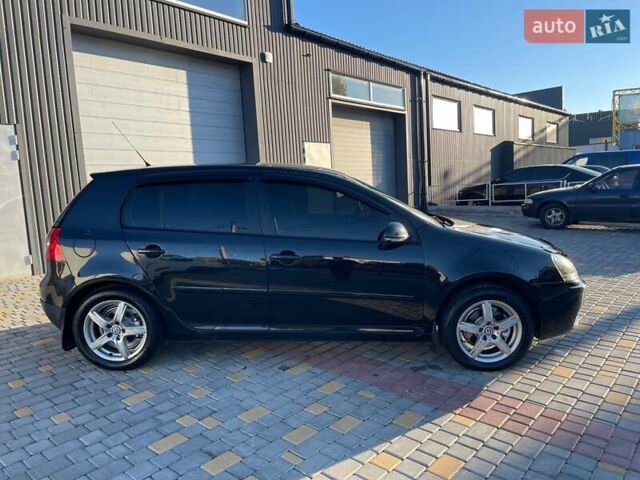 Черный Фольксваген Гольф, объемом двигателя 1.9 л и пробегом 250 тыс. км за 5300 $, фото 1 на Automoto.ua