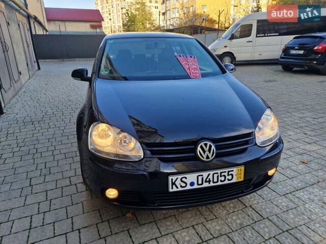 Черный Фольксваген Гольф, объемом двигателя 1.6 л и пробегом 255 тыс. км за 5950 $, фото 29 на Automoto.ua