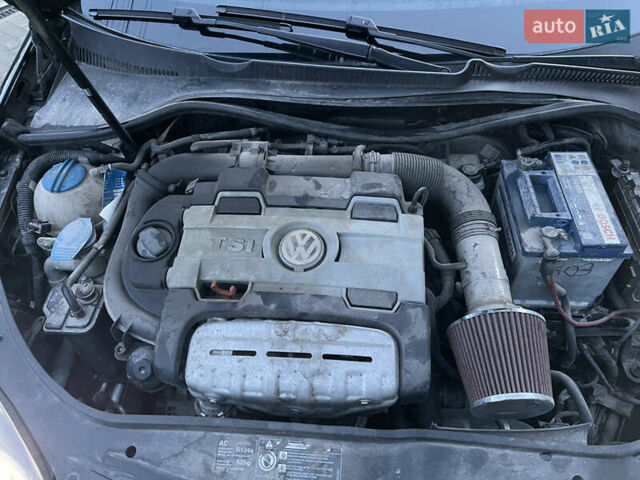 Черный Фольксваген Гольф, объемом двигателя 1.39 л и пробегом 183 тыс. км за 5450 $, фото 21 на Automoto.ua
