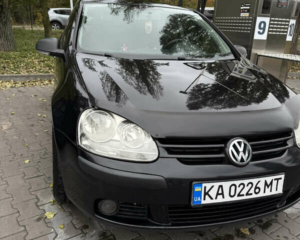 Черный Фольксваген Гольф, объемом двигателя 1.6 л и пробегом 243 тыс. км за 6300 $, фото 21 на Automoto.ua