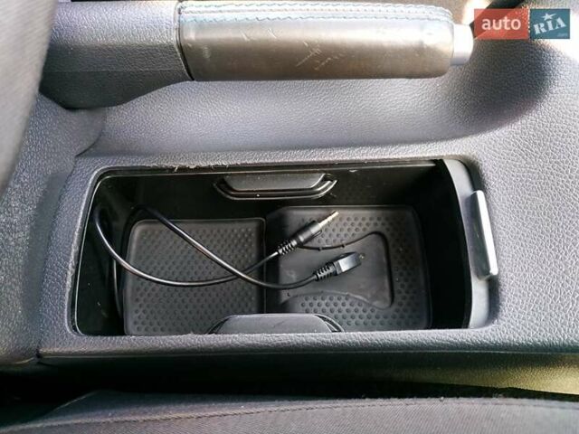 Черный Фольксваген Гольф, объемом двигателя 0 л и пробегом 206 тыс. км за 6400 $, фото 19 на Automoto.ua