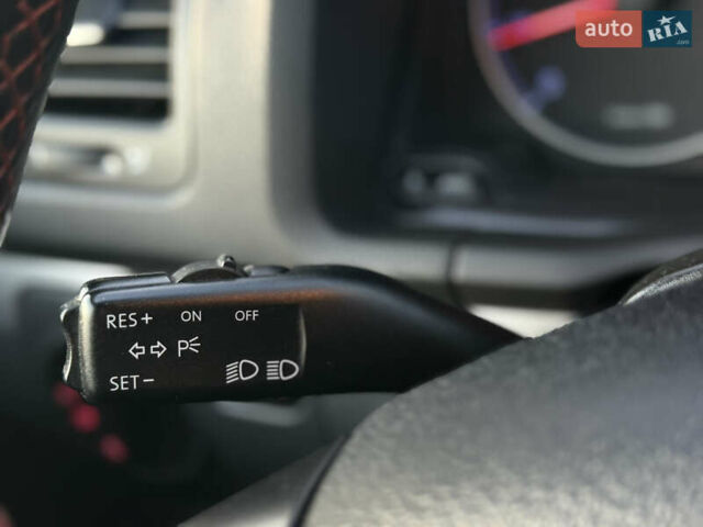 Чорний Фольксваген Гольф, об'ємом двигуна 1.6 л та пробігом 169 тис. км за 5999 $, фото 85 на Automoto.ua