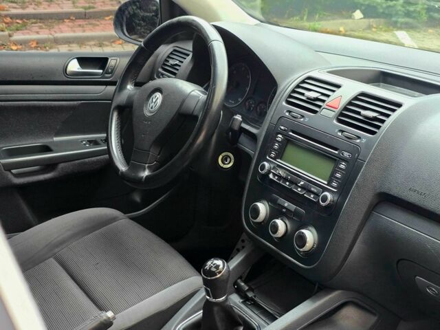 Чорний Фольксваген Гольф, об'ємом двигуна 1.9 л та пробігом 203 тис. км за 4800 $, фото 18 на Automoto.ua