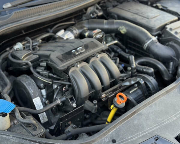 Черный Фольксваген Гольф, объемом двигателя 1.6 л и пробегом 260 тыс. км за 6100 $, фото 38 на Automoto.ua