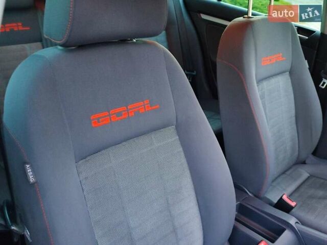 Чорний Фольксваген Гольф, об'ємом двигуна 1.6 л та пробігом 212 тис. км за 6750 $, фото 60 на Automoto.ua