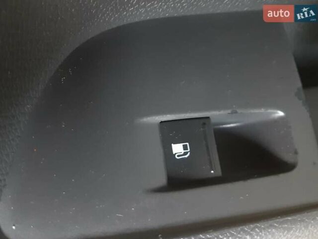Чорний Фольксваген Гольф, об'ємом двигуна 1.4 л та пробігом 167 тис. км за 5690 $, фото 65 на Automoto.ua