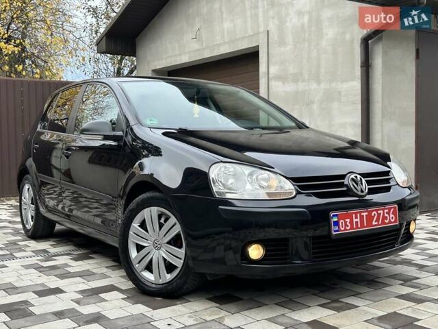 Черный Фольксваген Гольф, объемом двигателя 1.6 л и пробегом 196 тыс. км за 6200 $, фото 3 на Automoto.ua