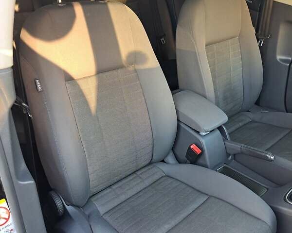 Черный Фольксваген Гольф, объемом двигателя 1.39 л и пробегом 220 тыс. км за 6400 $, фото 35 на Automoto.ua