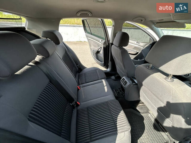 Чорний Фольксваген Гольф, об'ємом двигуна 1.4 л та пробігом 283 тис. км за 5500 $, фото 11 на Automoto.ua