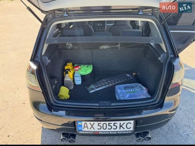 Черный Фольксваген Гольф, объемом двигателя 1.6 л и пробегом 191 тыс. км за 7900 $, фото 9 на Automoto.ua