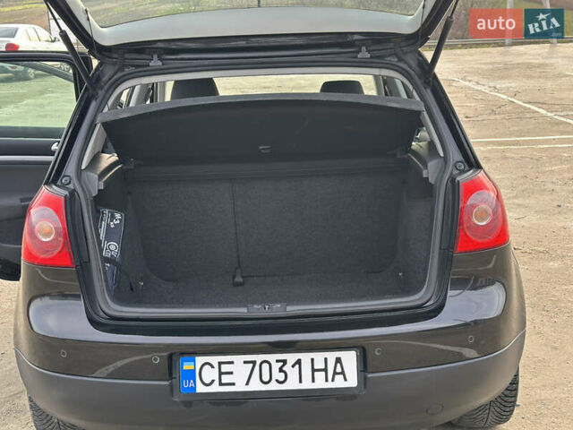 Черный Фольксваген Гольф, объемом двигателя 1.6 л и пробегом 227 тыс. км за 6299 $, фото 43 на Automoto.ua
