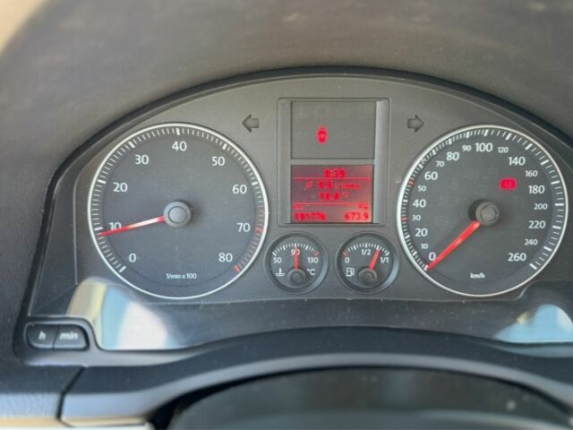 Черный Фольксваген Гольф, объемом двигателя 1.6 л и пробегом 191 тыс. км за 7900 $, фото 15 на Automoto.ua