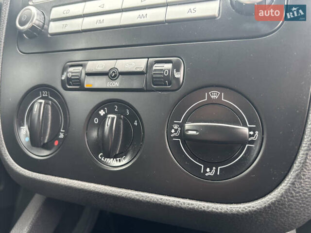 Чорний Фольксваген Гольф, об'ємом двигуна 1.4 л та пробігом 236 тис. км за 5850 $, фото 44 на Automoto.ua