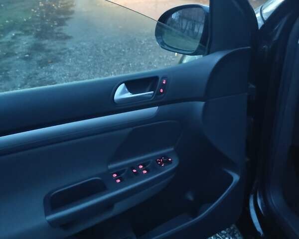 Чорний Фольксваген Гольф, об'ємом двигуна 1.6 л та пробігом 202 тис. км за 6650 $, фото 8 на Automoto.ua