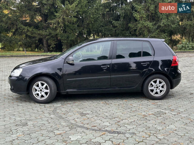 Черный Фольксваген Гольф, объемом двигателя 1.6 л и пробегом 250 тыс. км за 6100 $, фото 3 на Automoto.ua