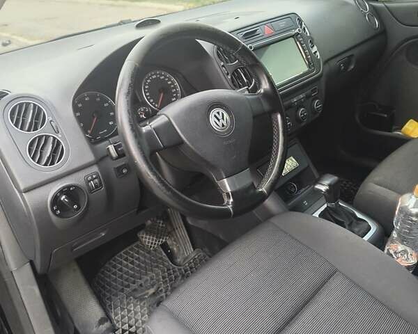 Черный Фольксваген Гольф, объемом двигателя 1.6 л и пробегом 197 тыс. км за 6700 $, фото 29 на Automoto.ua