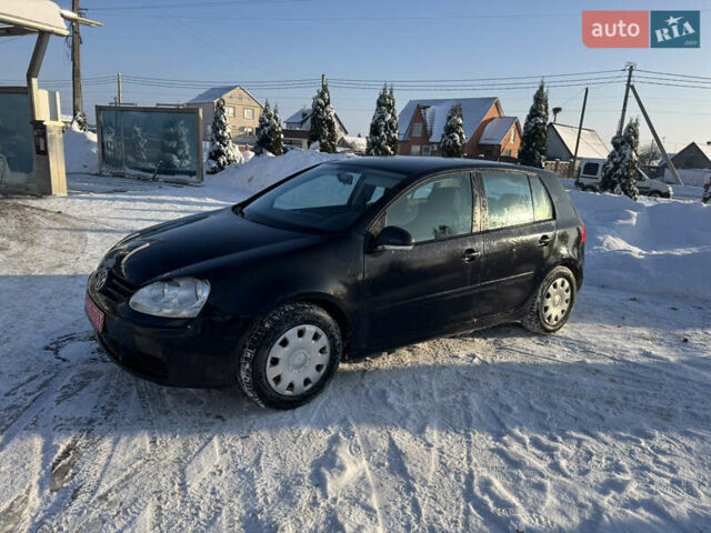 Черный Фольксваген Гольф, объемом двигателя 1.6 л и пробегом 253 тыс. км за 5750 $, фото 7 на Automoto.ua