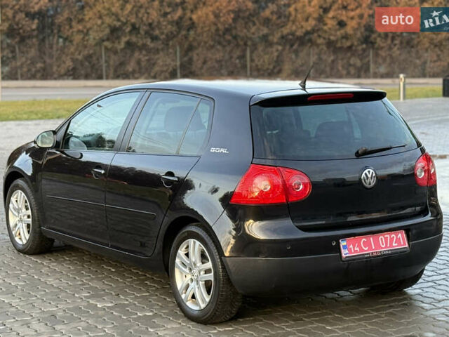 Чорний Фольксваген Гольф, об'ємом двигуна 1.6 л та пробігом 169 тис. км за 5999 $, фото 44 на Automoto.ua