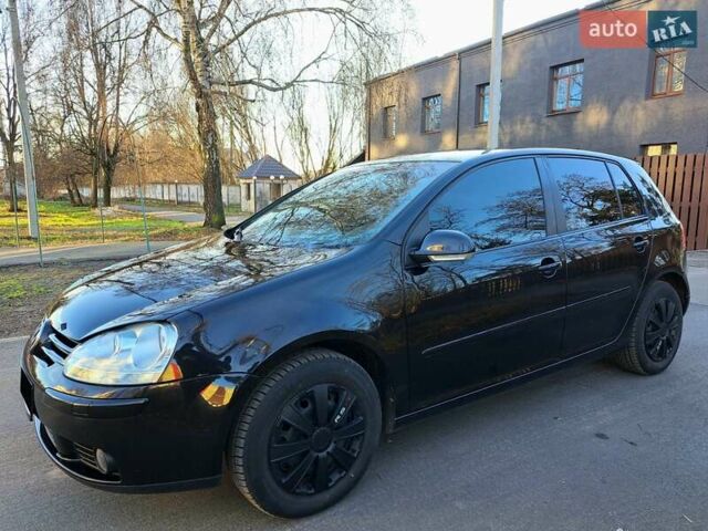 Черный Фольксваген Гольф, объемом двигателя 1.39 л и пробегом 220 тыс. км за 6400 $, фото 11 на Automoto.ua