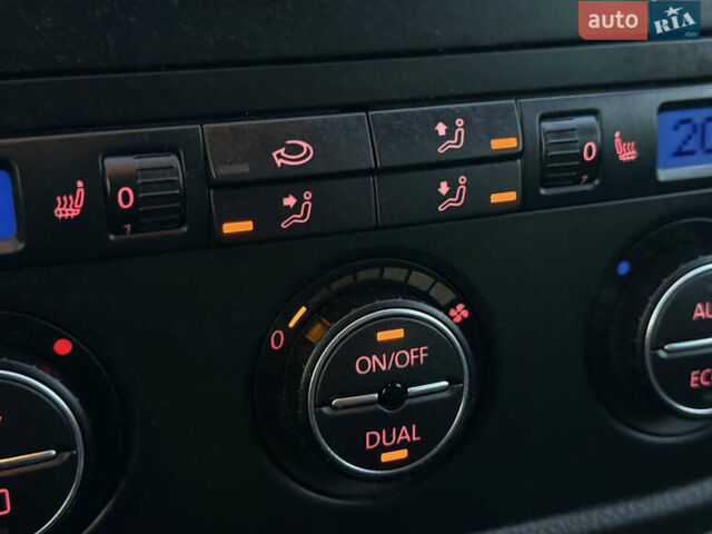 Чорний Фольксваген Гольф, об'ємом двигуна 1.6 л та пробігом 169 тис. км за 5999 $, фото 80 на Automoto.ua