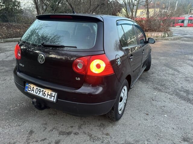 Черный Фольксваген Гольф, объемом двигателя 1.6 л и пробегом 329 тыс. км за 4300 $, фото 4 на Automoto.ua