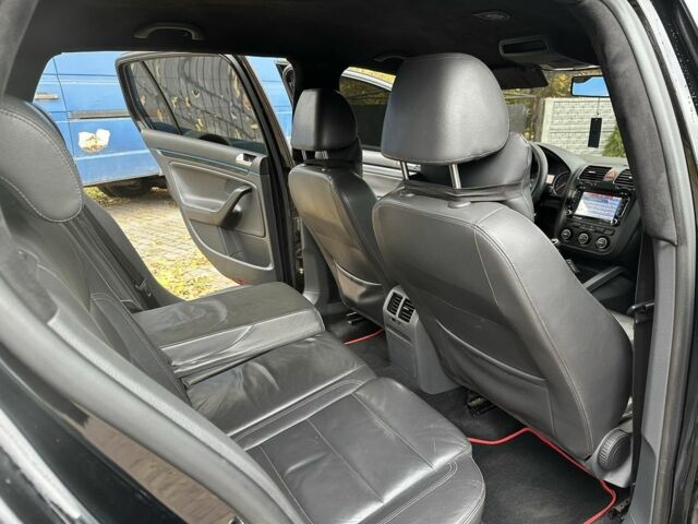 Черный Фольксваген Гольф, объемом двигателя 1.9 л и пробегом 310 тыс. км за 6800 $, фото 7 на Automoto.ua