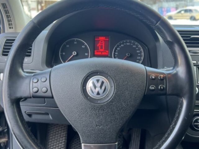 Чорний Фольксваген Гольф, об'ємом двигуна 2 л та пробігом 200 тис. км за 6400 $, фото 6 на Automoto.ua