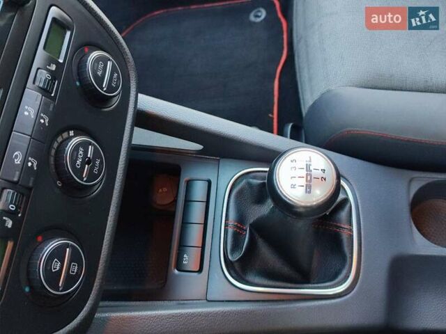 Чорний Фольксваген Гольф, об'ємом двигуна 1.6 л та пробігом 212 тис. км за 6750 $, фото 31 на Automoto.ua