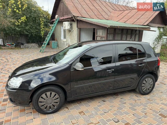 Черный Фольксваген Гольф, объемом двигателя 1.4 л и пробегом 246 тыс. км за 5600 $, фото 3 на Automoto.ua