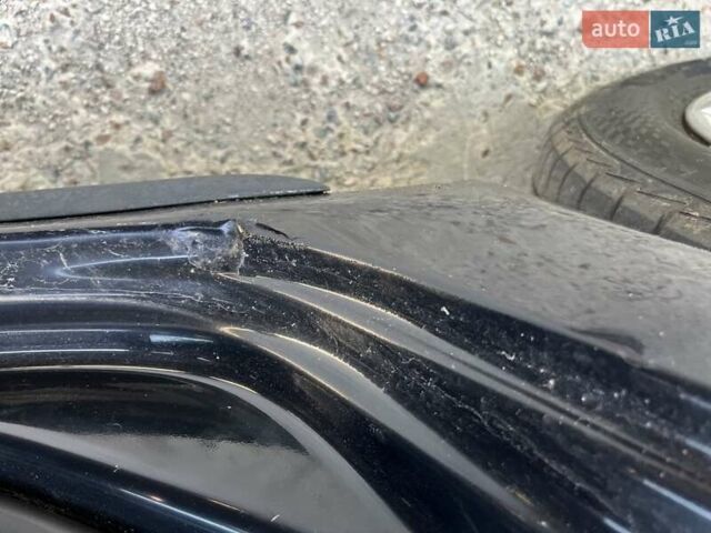 Черный Фольксваген Гольф, объемом двигателя 1.39 л и пробегом 276 тыс. км за 4500 $, фото 19 на Automoto.ua