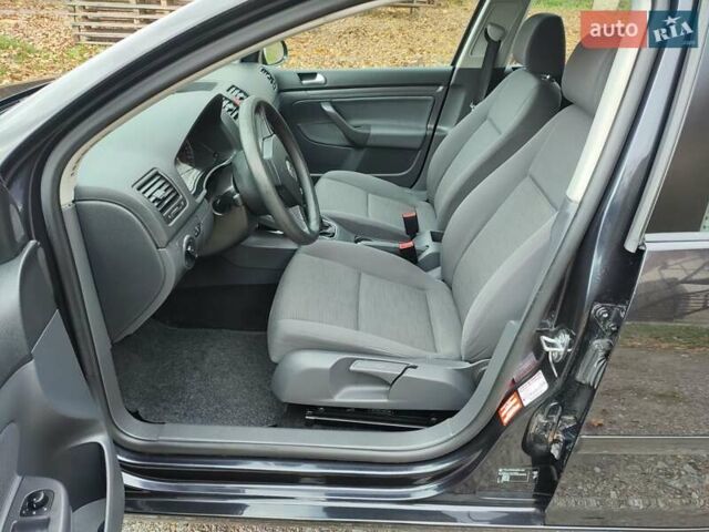 Фольксваген Гольф 2007 у Ямпіль на Automoto.ua Чорний Фольксваген Гольф, об'ємом двигуна 1.6 л та пробігом 189 тис. км за 6199 $, фото 1 на Automoto.ua