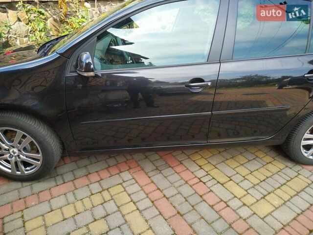 Черный Фольксваген Гольф, объемом двигателя 0 л и пробегом 206 тыс. км за 6400 $, фото 10 на Automoto.ua