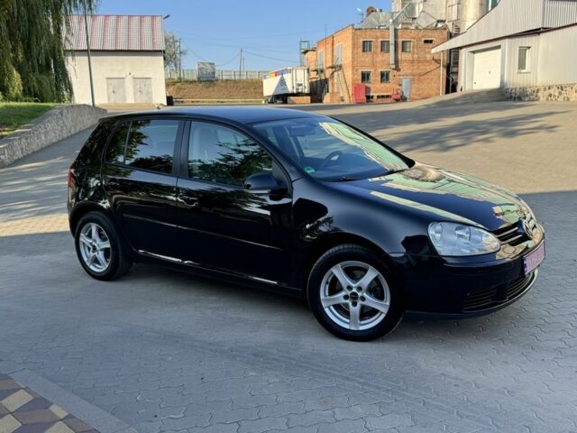 Черный Фольксваген Гольф, объемом двигателя 1.6 л и пробегом 260 тыс. км за 6100 $, фото 2 на Automoto.ua