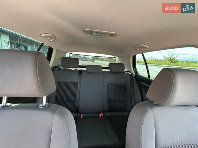 Чорний Фольксваген Гольф, об'ємом двигуна 1.4 л та пробігом 283 тис. км за 5500 $, фото 23 на Automoto.ua