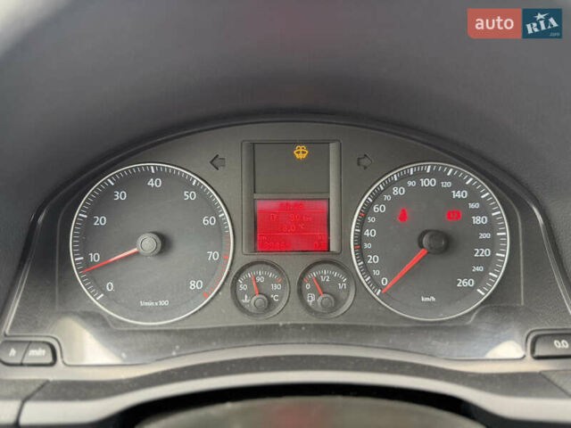 Черный Фольксваген Гольф, объемом двигателя 1.4 л и пробегом 189 тыс. км за 5650 $, фото 16 на Automoto.ua