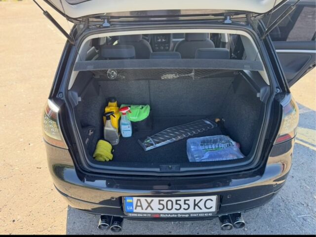 Черный Фольксваген Гольф, объемом двигателя 1.6 л и пробегом 191 тыс. км за 7900 $, фото 10 на Automoto.ua