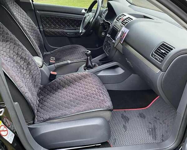 Фольксваген Гольф 2007 в Золотоноше на Automoto.ua Черный Фольксваген Гольф, объемом двигателя 1.9 л и пробегом 310 тыс. км за 6000 $, фото 17 на Automoto.ua