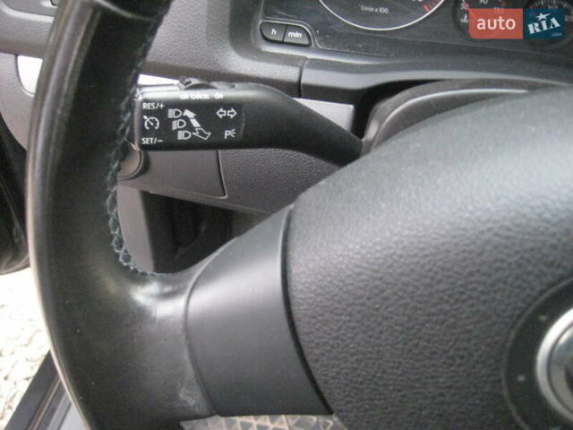 Черный Фольксваген Гольф, объемом двигателя 1.4 л и пробегом 174 тыс. км за 5999 $, фото 7 на Automoto.ua