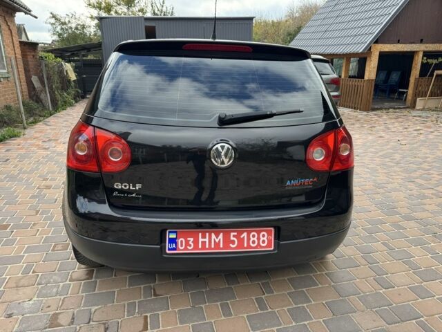 Черный Фольксваген Гольф, объемом двигателя 1.4 л и пробегом 246 тыс. км за 5600 $, фото 5 на Automoto.ua