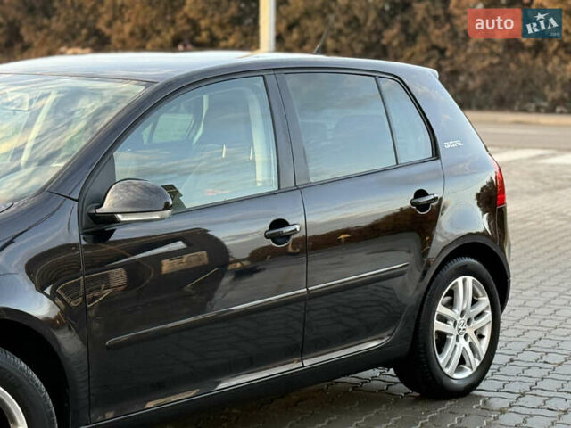 Чорний Фольксваген Гольф, об'ємом двигуна 1.6 л та пробігом 169 тис. км за 5999 $, фото 13 на Automoto.ua