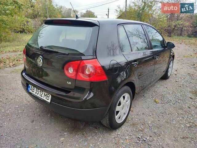 Фольксваген Гольф 2007 у Ямпіль на Automoto.ua Чорний Фольксваген Гольф, об'ємом двигуна 1.6 л та пробігом 189 тис. км за 6199 $, фото 2 на Automoto.ua
