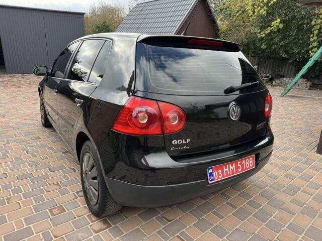 Черный Фольксваген Гольф, объемом двигателя 1.4 л и пробегом 246 тыс. км за 5600 $, фото 4 на Automoto.ua