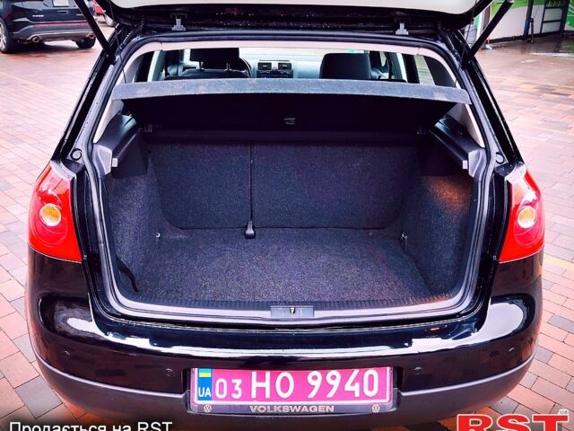 Черный Фольксваген Гольф, объемом двигателя 1.4 л и пробегом 246 тыс. км за 5500 $, фото 7 на Automoto.ua